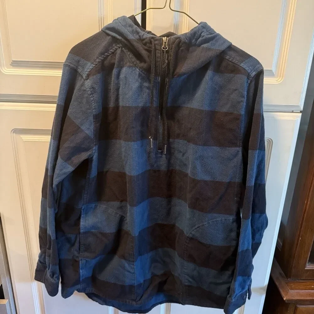 The North Face Women’s Blue Black Plaid 1/4 Zip Pullover Jacket Size Medium